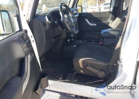 2016 Jeep Wrangler Unlimited Sahara z USA, uszkodzony, nr VIN 1C4BJWEGXGL202643